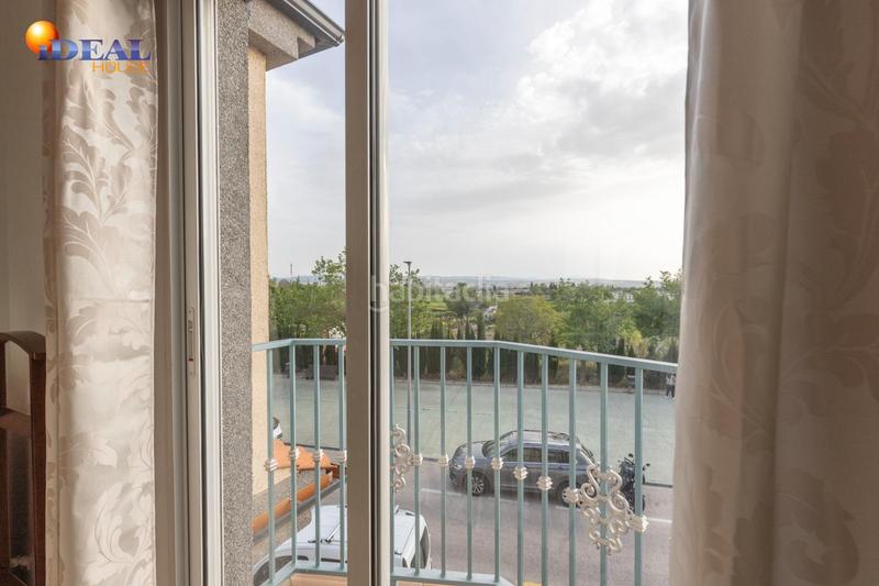 Foto 2cf46ef0-beec-4708-a3dd-7ceff8ce79bf. Casa adosada casa en venta , granada lista para entrar a vivir en Maracena