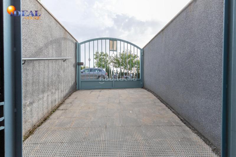 Foto 31e316ee-cec6-4afd-9266-b6cef86a9da7. Casa adosada casa en venta , granada lista para entrar a vivir en Maracena