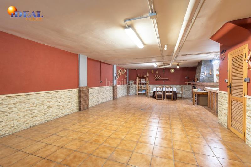 Foto 39cb18ab-3321-4ac2-9dd8-8ab5e4e85bec. Casa adosada casa en venta , granada lista para entrar a vivir en Maracena