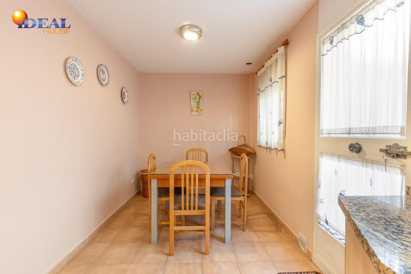 Foto 73d44199-78e4-4f9c-abee-5ae7b7e8a88f. Casa adosada casa en venta , granada lista para entrar a vivir en Maracena