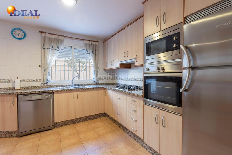 Foto 9c28f417-039a-4fc0-8821-788c3c28bb50. Casa adosada casa en venta , granada lista para entrar a vivir en Maracena