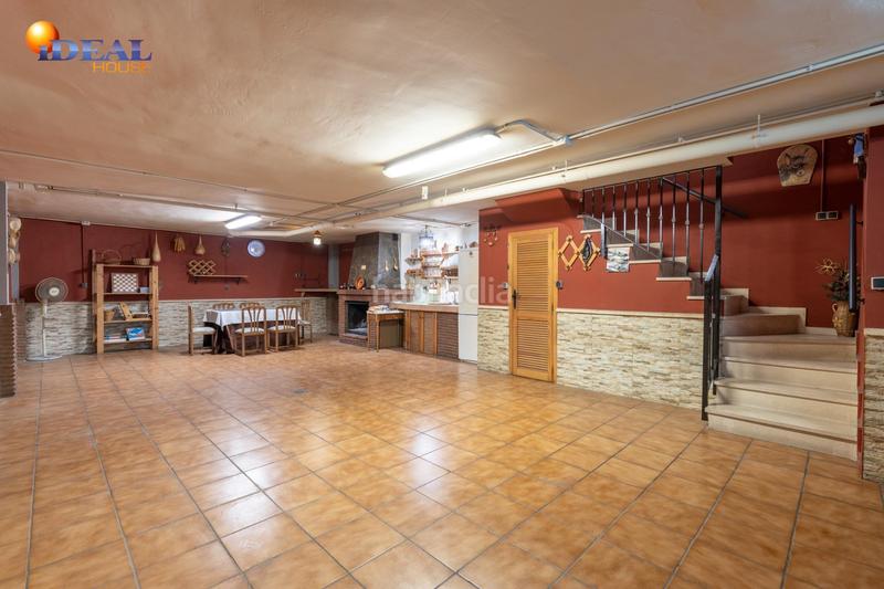 Foto b274f96d-2437-4e58-81e6-ee3b9704e9aa. Casa adosada casa en venta , granada lista para entrar a vivir en Maracena