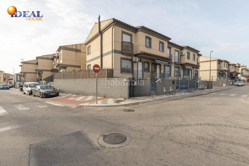 Foto ee0d1775-ff9c-4a4d-a502-798a7ded1ff1. Casa adosada casa en venta , granada lista para entrar a vivir en Maracena