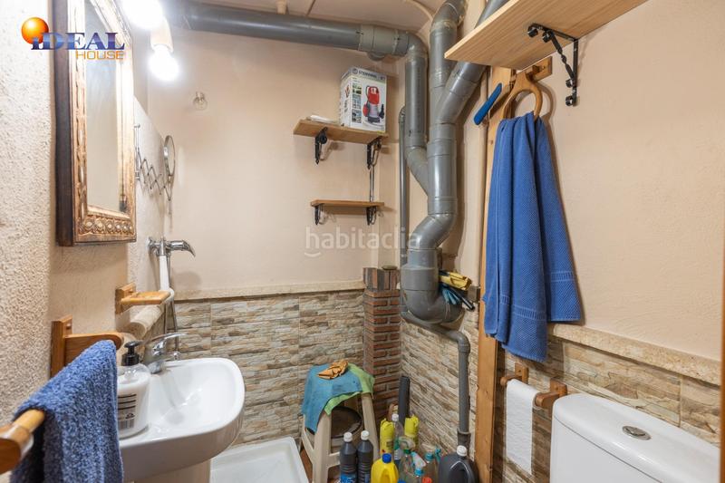 Foto ff98292d-4739-414e-ad55-23724d8b2c2e. Casa adosada casa en venta , granada lista para entrar a vivir en Maracena