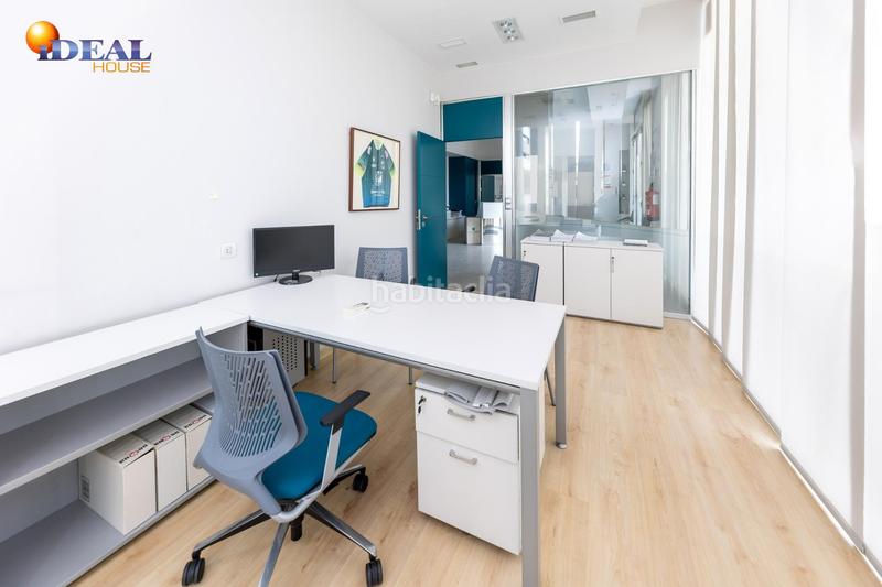 Foto a1b6838e-b149-4b94-8423-3943d60eb22e. Local commercial dans Campus de la Salud Granada