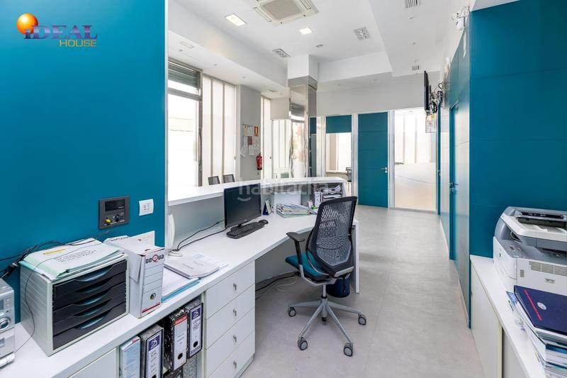 Foto ef578973-9e7e-4ee5-a949-820a4f9ee781. Local commercial dans Campus de la Salud Granada