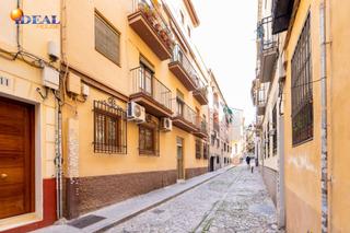 Pis a San Matías - Realejo. Realejo piso 3 dormitorios reformado. con patio