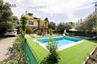 Chalet en Albolote