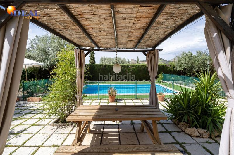 Foto 4276a5ba-c008-40c7-b036-8df23d6a78f0. Chalet en Albolote