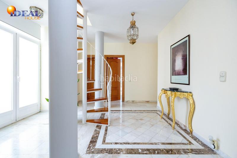 Foto ad9e4835-be28-4ad5-8127-1d9836cf2340. Chalet en Albolote