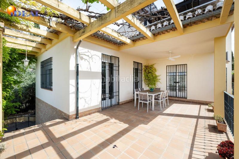 Foto d5eed4fd-922f-406b-b4da-9218112b9f4b. Chalet en Albolote