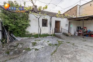 Masia a Calle extrarradio 301. Finca de recreo con amplio huerto junto a los cahorros de monach