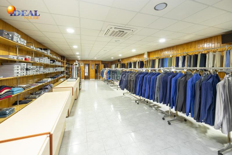 Foto 14943d3c-bd03-42b4-a2ad-fbc4e8666758. Local comercial en Barrio de Zaidín Granada