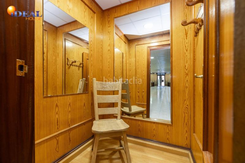 Foto df2f678b-099d-4036-84c2-32a2a3a46067. Local comercial en Barrio de Zaidín Granada