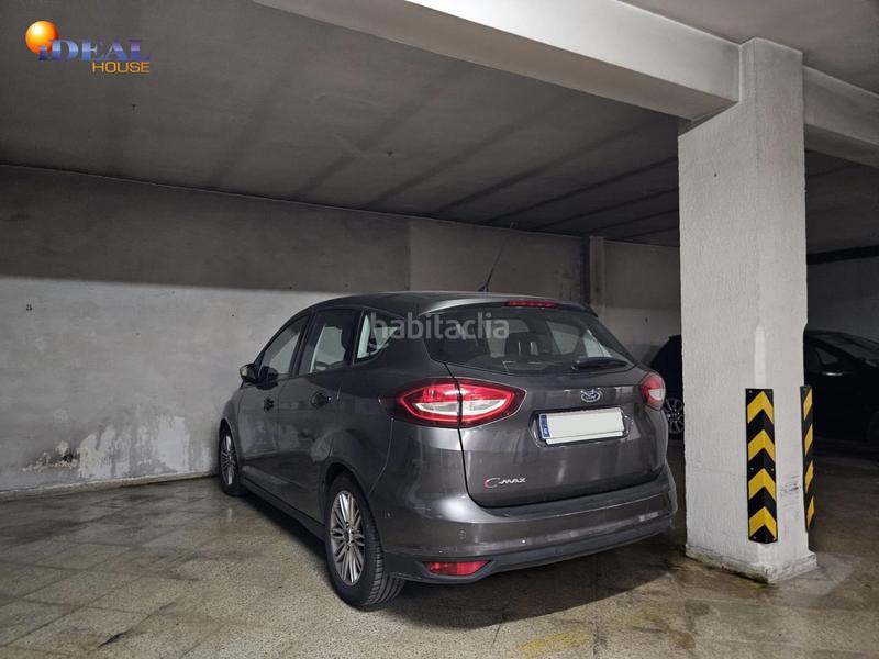 Foto 35602dd7-accb-49fe-87c8-b27399885a9b. Aparcament cotxe a Centro - Sagrario Granada