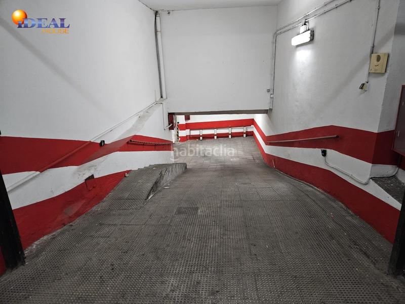 Foto 46220bc9-165a-46a0-bbab-f40c379e3bbf. Aparcament cotxe a Centro - Sagrario Granada