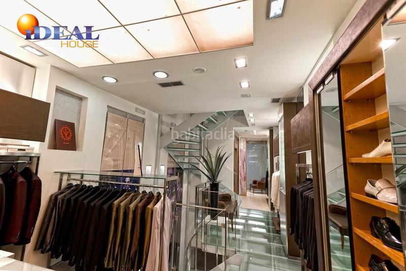 Foto 82010398-070b-4be4-8197-cbfd97db0a6a. Local comercial a calle alhondiga 10 a Centro - Sagrario Granada