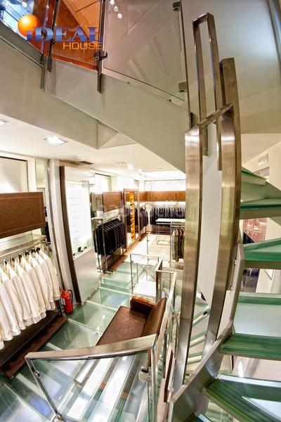 Foto 94fc3e53-5100-48ce-a73b-b0d7cbab5484. Local comercial a calle alhondiga 10 a Centro - Sagrario Granada