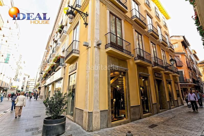 Foto b3c04a27-4620-483c-81a4-5179ddf0571d. Local comercial a calle alhondiga 10 a Centro - Sagrario Granada
