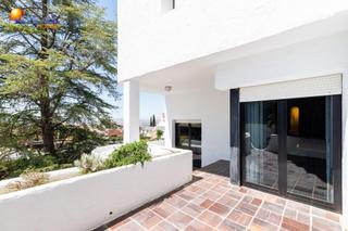 Xalet a Calle zorahaida 8. Exclusiva vivienda en el serrallo con jardín, apartamento indepe