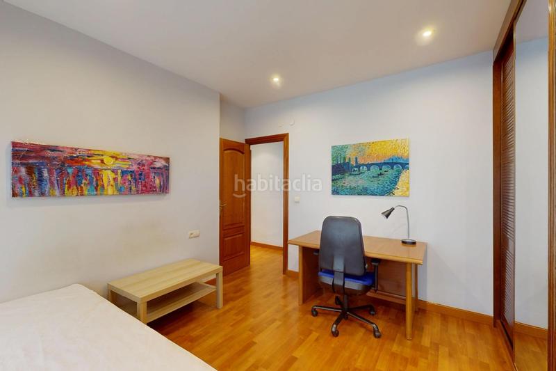 Foto 46ea2e3a-b7d2-40ee-b3d2-ae862ca0565e. Location appartement avec chauffage dans Camino de Ronda Granada