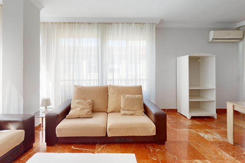 Foto b4d85f5d-9f2a-4bf7-9319-1e8201375525. Rent flat with heating in Camino de Ronda Granada