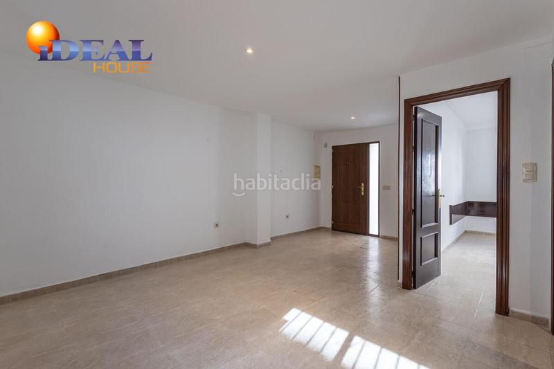 Foto 1f8787cb-c0b6-49d0-8c1e-d4f193b5c745. Reihenhaus in Poniente Armilla