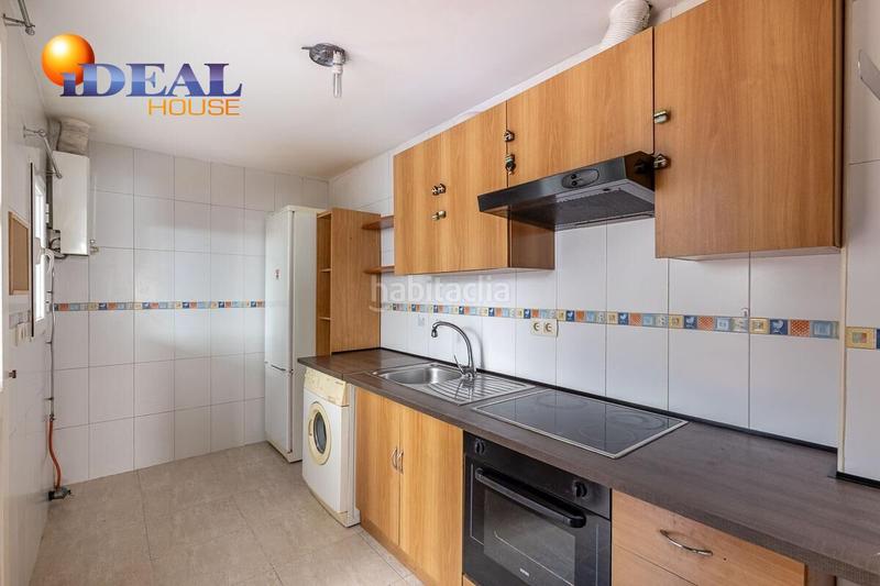 Foto 24b39a13-225f-4b51-bccf-38653609794c. Reihenhaus in Poniente Armilla