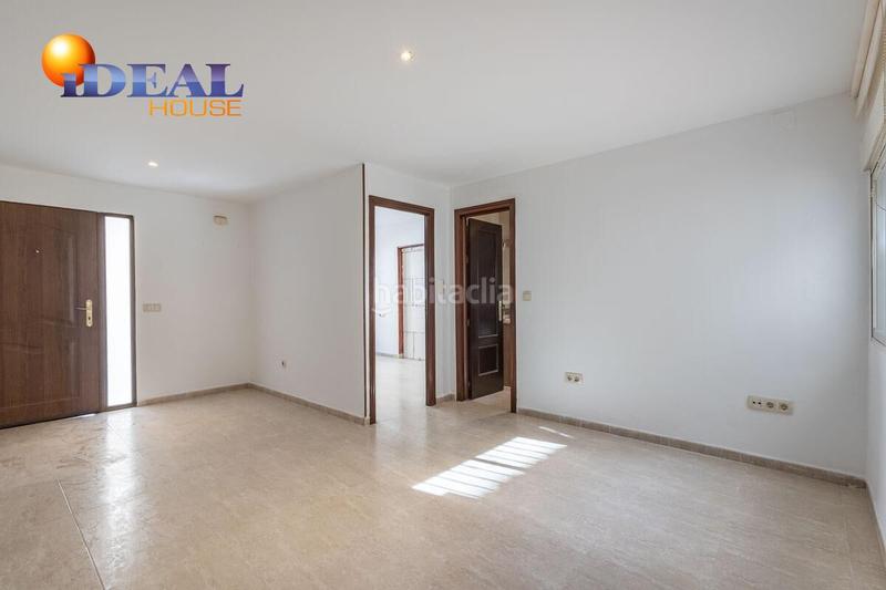 Foto 7d2060ef-8f3e-43ad-85ed-3fe1ac432e6f. Reihenhaus in Poniente Armilla