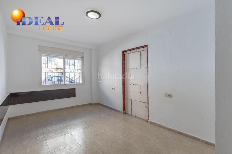 Foto a5addcf6-af07-48d4-9a9e-4720bda1e612. Reihenhaus in Poniente Armilla