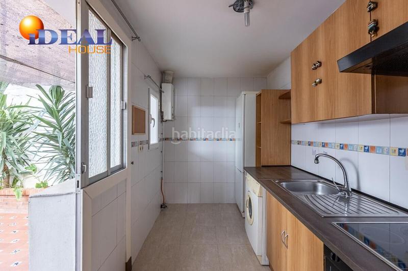 Foto baba6e2c-50be-4822-a8c7-53aa4868ee6b. Reihenhaus in Poniente Armilla