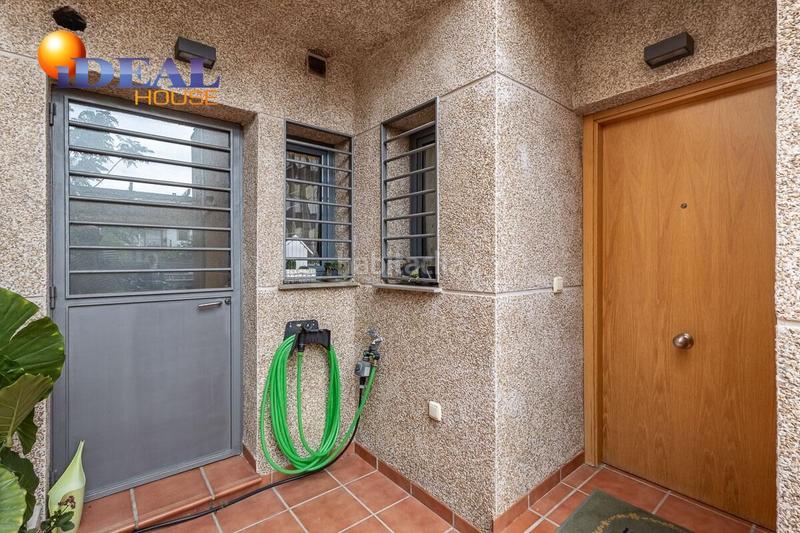 Foto 0756f76b-7333-4e3b-b59a-1e3508b39298. Semi detached house with heating parking in Poniente Armilla