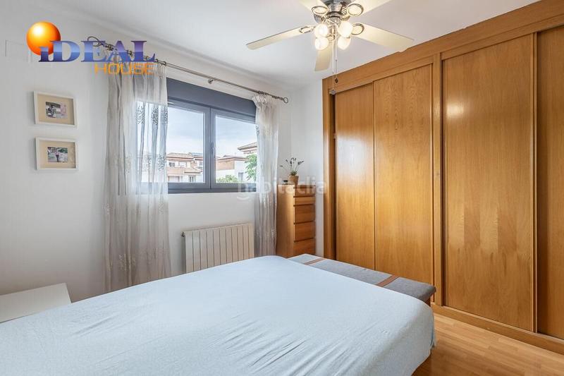 Foto 0a0163e9-8ee9-4f23-932f-af3726004d40. Semi detached house with heating parking in Poniente Armilla