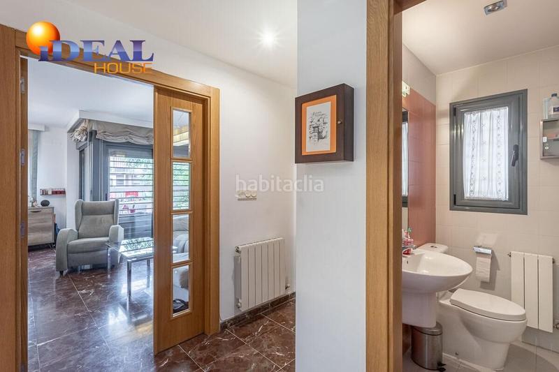 Foto 24ae1b92-0ce3-4d91-96f3-7576ea6cc090. Semi detached house with heating parking in Poniente Armilla