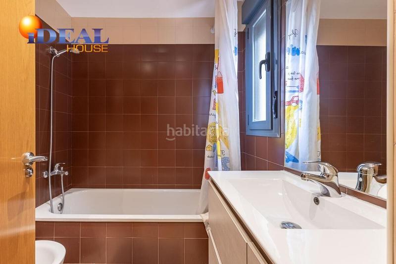 Foto 5f384177-e96e-4ece-a990-b81bca7b245b. Semi detached house with heating parking in Poniente Armilla