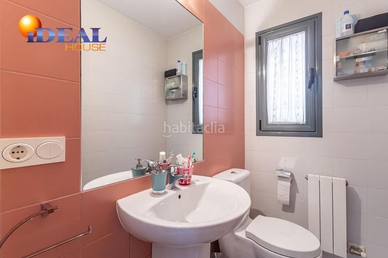 Foto 7b957648-254e-434a-bab8-ebfe356cf97b. Semi detached house with heating parking in Poniente Armilla