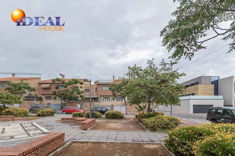Foto 966ee042-5246-4b61-8774-d2336233b56b. Semi detached house with heating parking in Poniente Armilla