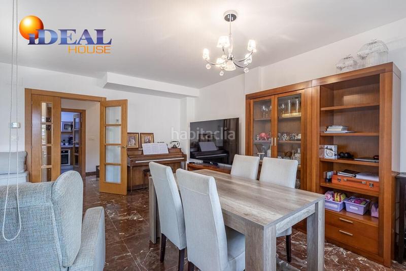 Foto 9f02dfaa-6d7e-4ed4-9553-c31320fb0228. Semi detached house with heating parking in Poniente Armilla