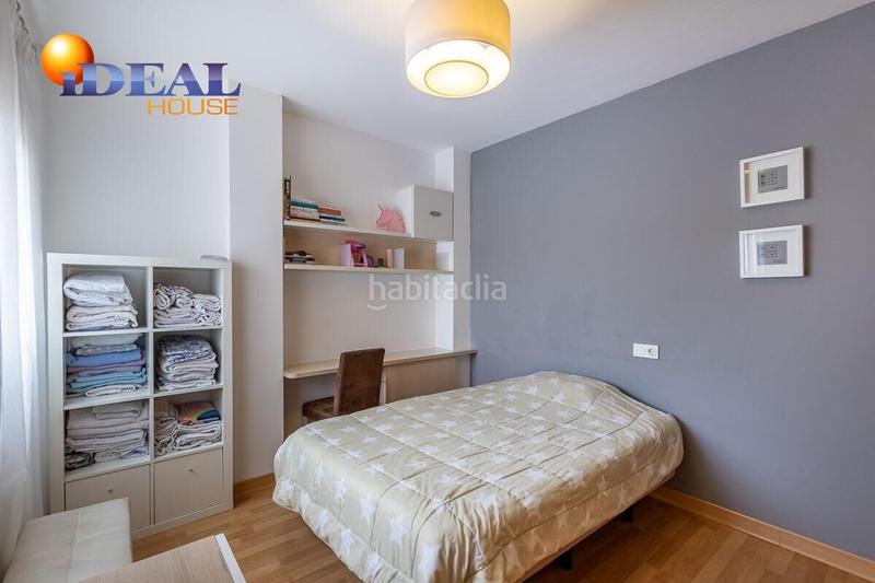 Foto a11cb40e-a913-4747-bc72-0dbdfc22eb29. Semi detached house with heating parking in Poniente Armilla