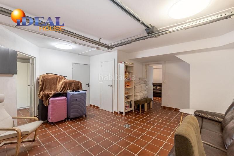 Foto c4aecda3-3039-4f46-8b40-06f84d7b0cea. Semi detached house with heating parking in Poniente Armilla