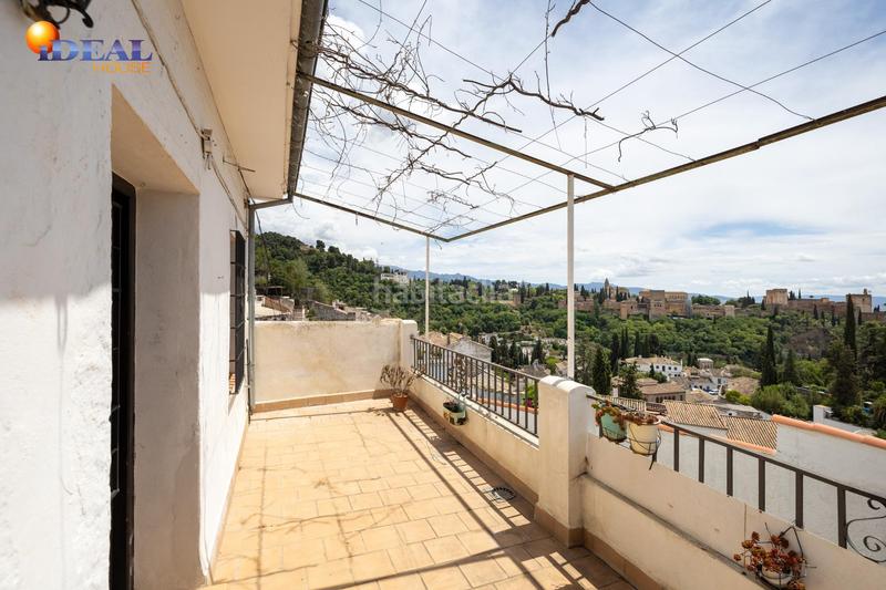 Foto 073f8e3d-5724-4d13-bbc1-c9ec7dcf6d72. Casa  en venta albaicin vistas directas hacia la alhambra en Granada