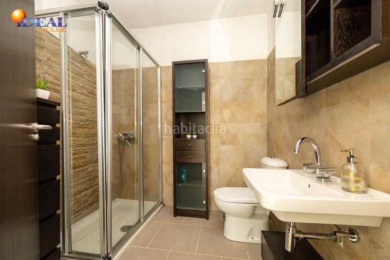 Foto 0f935e7b-e5b5-4d20-ab38-d6a973568d21. Casa  en venta albaicin vistas directas hacia la alhambra en Granada