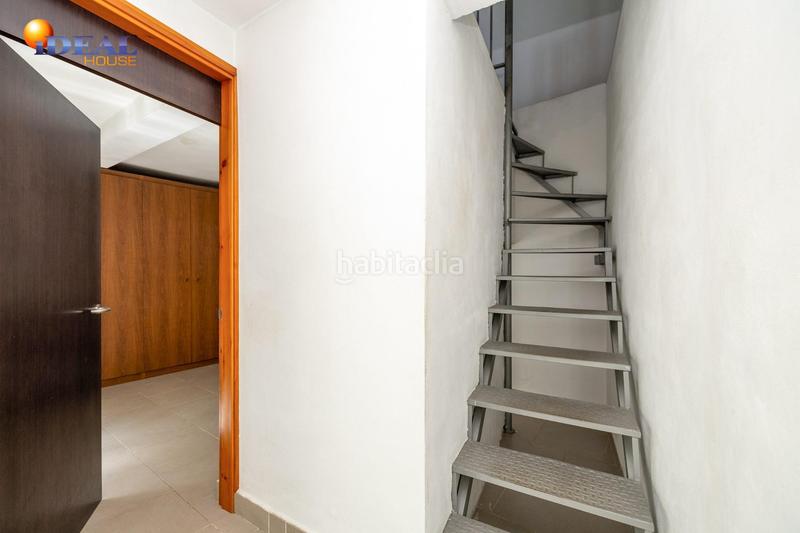 Foto f9fb2ad6-6da2-47ee-934a-e39f66f57fee. Casa  en venta albaicin vistas directas hacia la alhambra en Granada