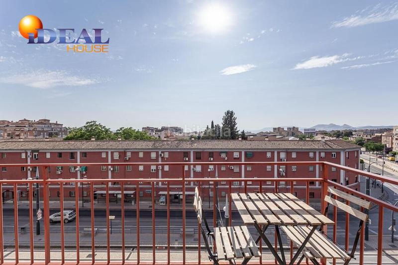Foto 7a6f27fd-1dfe-4b3e-a62e-b8910ef20ab0. Piso espectacular piso completamente reformado!!! en Granada