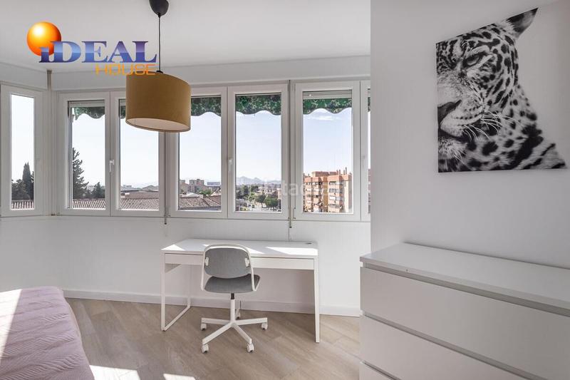 Foto f95e8790-7a97-4f41-866d-f020ccee4043. Piso espectacular piso completamente reformado!!! en Granada