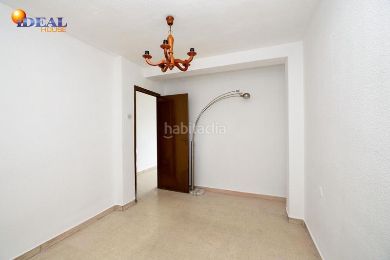 Foto 59401468-7d63-4280-ba36-b7803f6f0762. Flat in Barrio de Zaidín Granada
