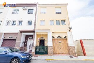 Casa a schiera in Calle alhambra 41