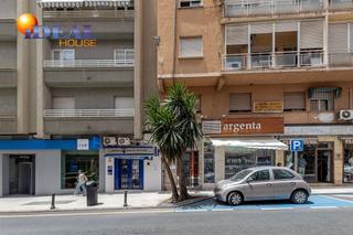 Pis a Motril  ciudad. Piso reformado con ascensor en motril.