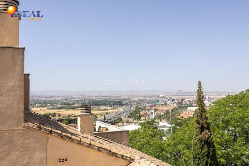 Foto 29f5cf77-3c3c-4fdf-97f8-769dbe93cc41. Casa pareada espectacular unifamiliar en el serrallo en Granada