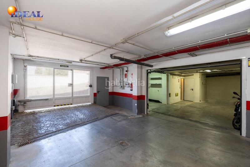 Foto c7cdfaf1-1b35-48d5-b30c-3f3f1988ee57. Casa pareada espectacular unifamiliar en el serrallo en Granada